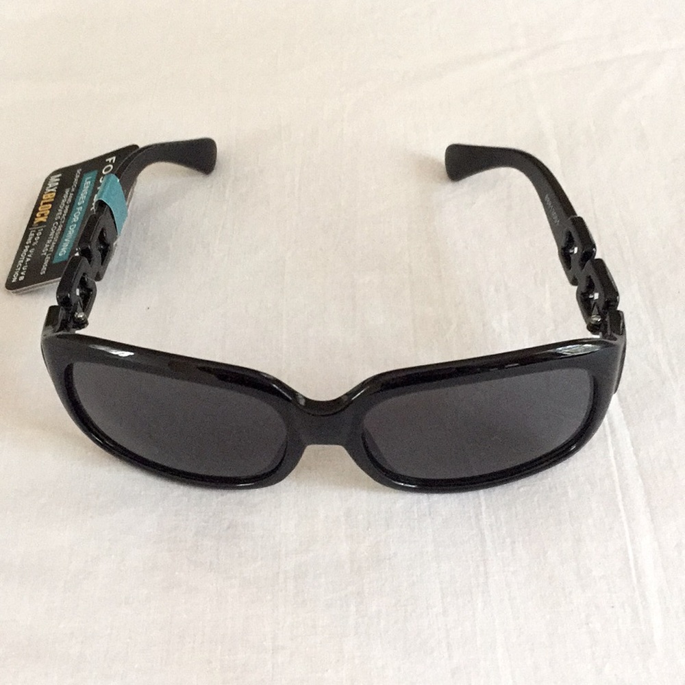 Foster Grant ladies driving Sunglasses 100% UVA / UVB block